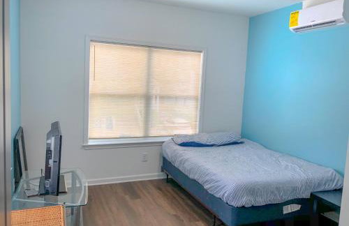 Beautiful Home in Atlanta - Photo 25