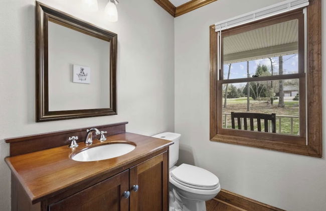 Porch Paradise by Avantstay New Pool, Firepit - Foto 25