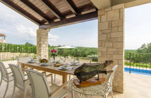 Holiday Home Romantische Villa mit Meerblick- Pool und Jacuzz by Interhome - Foto 29