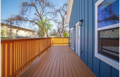 Sleek 4BR3BA Urban Living w Downtown Views - Foto 34