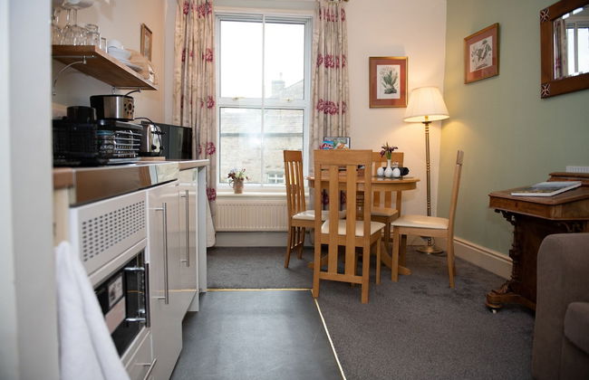 Milton House Studio Apartment Suites - Photo 57