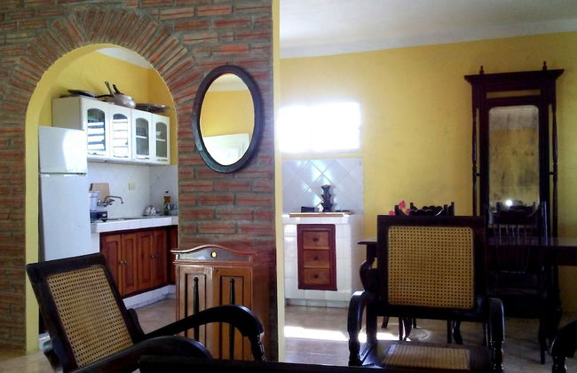 Hostal Miraluna Trinidad - Photo 9