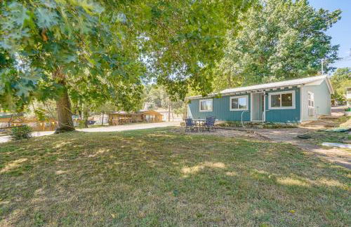 Steps to Water Lake of the Ozarks Getaway - Foto 18