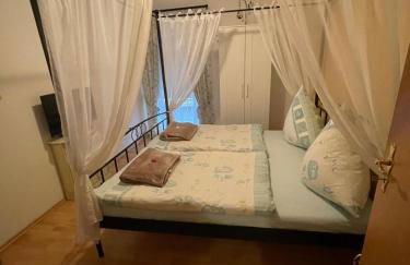 Schöne Ferienwohnung in Bahnhofsnähe für Urlaub, Studium oder Arbeit - Foto 76