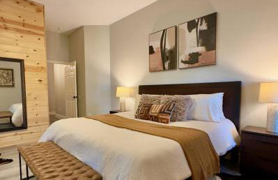 Spacious Family Gem, Close to Lake, Hot Tub - Foto 22