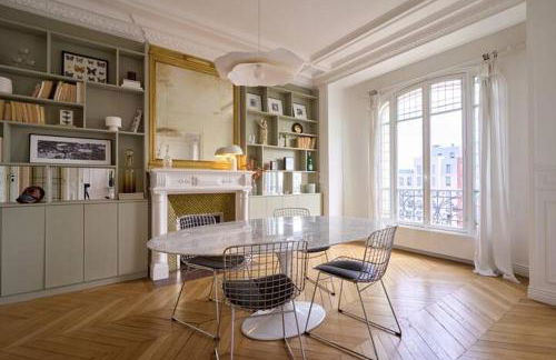 Grand appartement Haussmannien à 12 min de Paris - chic spacious classic Parisian apartment - Foto 2