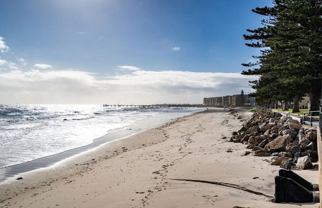 Glenelg Beach Stylish 2 Story Townhouse Sea View - Foto 3