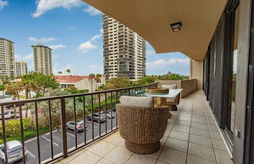 Luxury Beachfront Condo, Pool, Tennis Court, Sauna, Gym #locationenvy - Photo 46