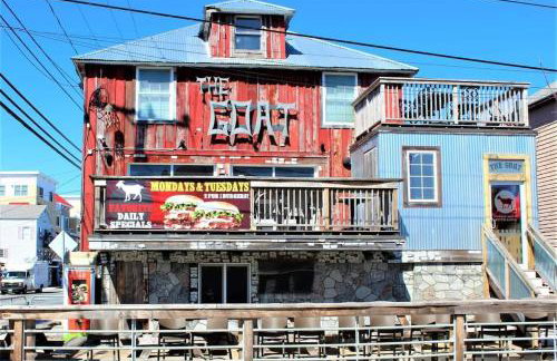 Steps to Beach Fully Renovated Sleeps 6 - Photo 40