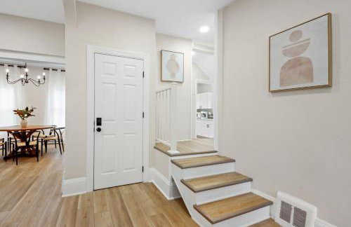 The Lakewood Belle: Family Friendly Home 10 minutes to Downtown! - Foto 6