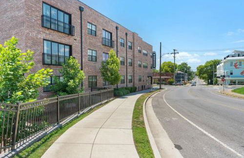 Tranquil Haven Close to Broadway with Free Parking - Foto 34