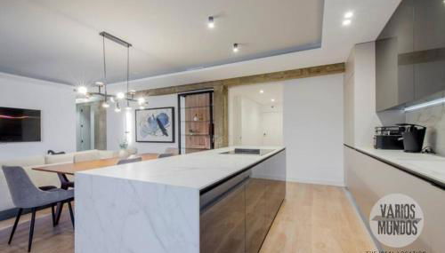 Elegancia y confort en el Paseo de la Castellana - Foto 5