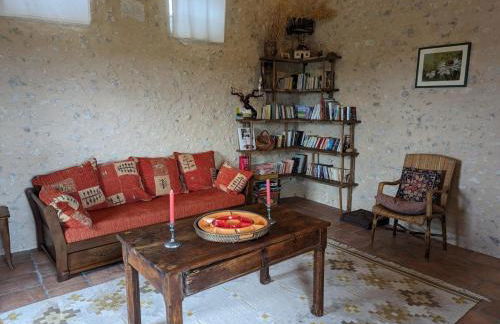 Gîte de Charme avec WiFi et Animaux Admis - FR-1-653-42 - Foto 25