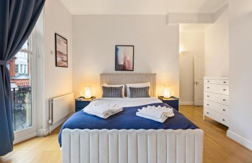 Private Oxford Street Luxe Apartment - Photo 5