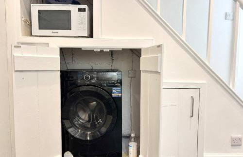 Quaint Cosy Cottage Mousehole - Photo 33