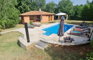 Sunny Garden Villa with Pool - Foto 3