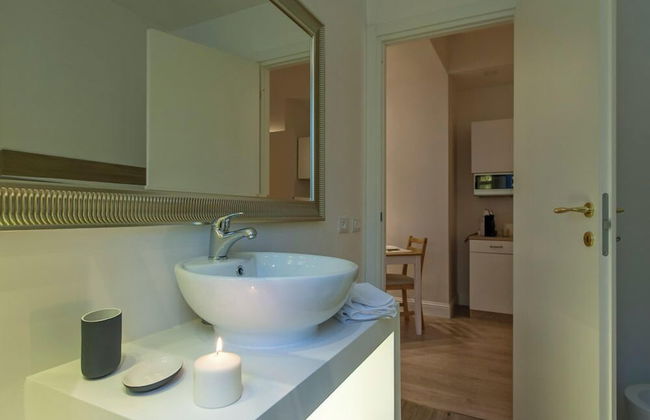 Aruna Suites - Photo 16