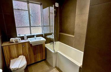 Quiet residential area modern and cozy two bed apartment in Hampstead - Foto 10