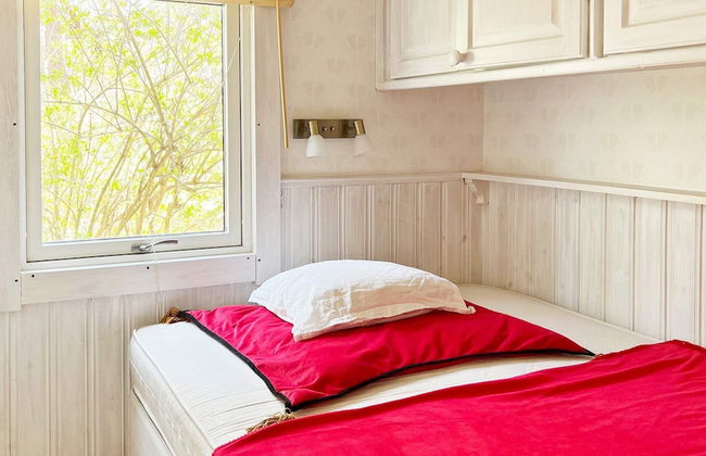 9 Person Holiday Home in Huddinge - Photo 3