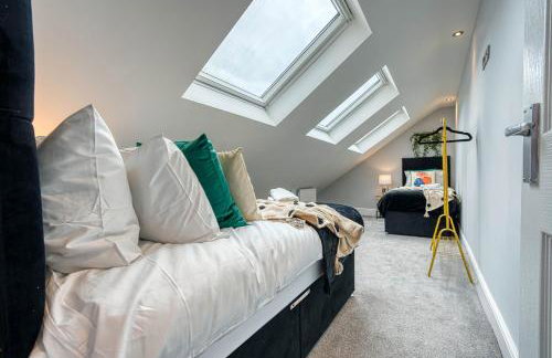 Spacious House in Nottingham - Sleeps 16 - Foto 16