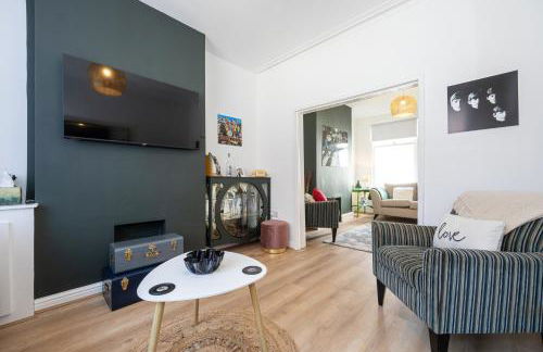 Earp House - Air Host & Stay - Sleeps 7 - Foto 29