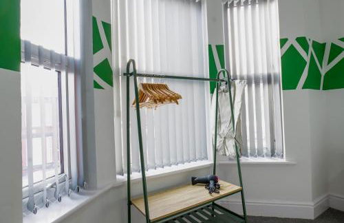 Contractor Luxury Home - Long Stays - 4 Bedrooms - Sleep 8 - Zip & Link Beds - Ultra Fast WiFi - Free Parking - Foto 36