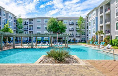 Brighthaven Frisco Retreat with Pool & EV Parking - Photo 24