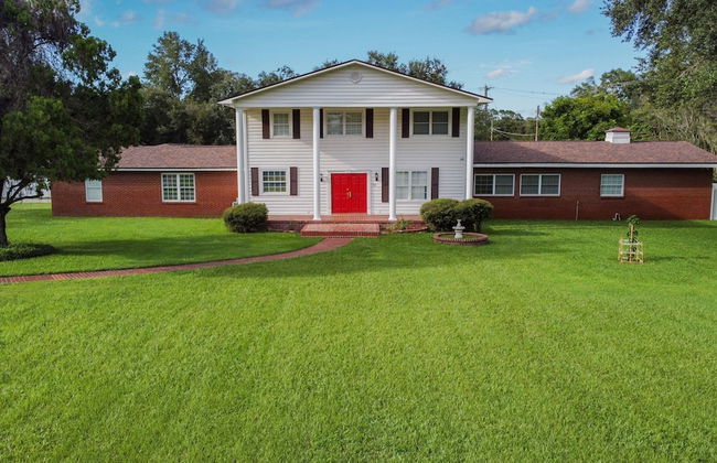 A Large Tropical 7 Bedroom Estate by RedAwning - Foto 54