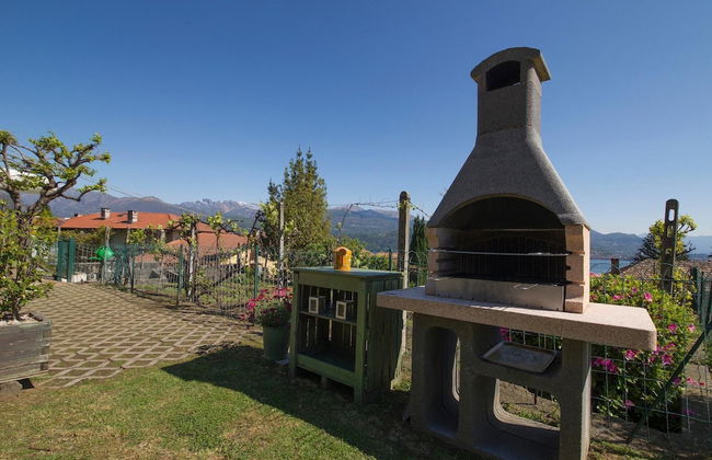 The Cottage on the Lake - Photo 14