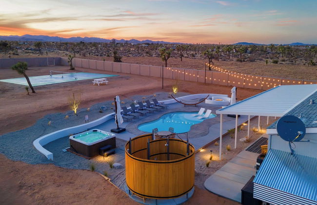 Pool, Spa, Pickleball & Piano Near Pioneertown Harmony House by Avantstay - Foto 1