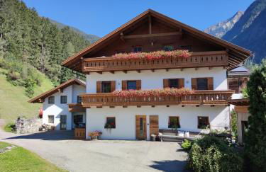 Garberhof-Stocker - Photo 1