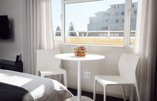 First Group Riviera Suites - Photo 31