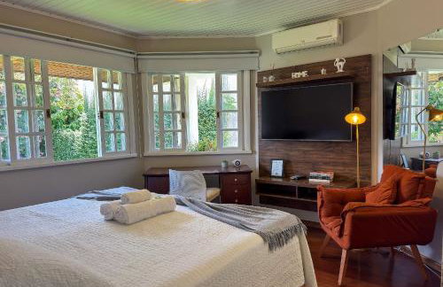 Refúgio Boutique | Cama King + A/C | Barigui - Photo 2