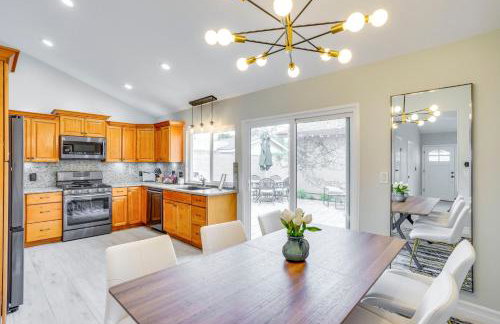 Idyllic Tustin Home with Private Patio and Grill - Foto 1