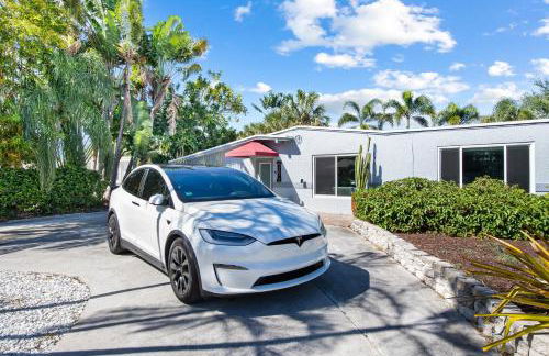 Palms Retreat! Giant Heated Pool-HotTub-FirePit-5Min2Beach-Pets-EV Chgr - Foto 39