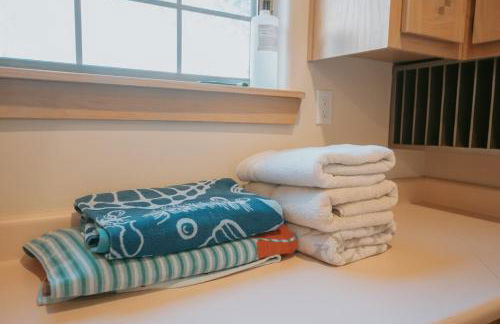 Buffalo Escape-Private Hot Tub in serene Corrales-Mountain View-Pet Friendly-No Pet Fee! - Foto 41