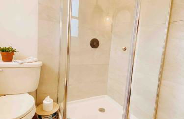 Honeymoon Hollow - Foto 17