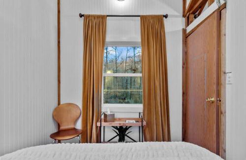 Lakefront Tiny Emerald wkayaks & canoes - Foto 12