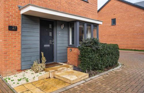 3 Bedroom House - Sleeps 8 - Driveway Parking - Foto 31