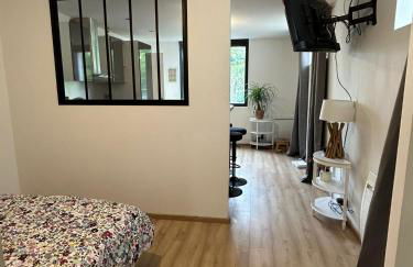 Studio CF Cosy Proche Gare, Centre Ville et Toutes Commodites - Foto 4