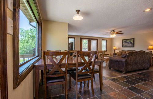 Chalets Resort LAKEFRONT Cottage Free Amenities Amazing views Kayaks 2 Pools - Foto 64