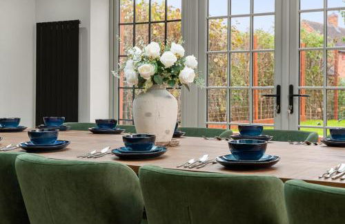 Luxury 4BR Cottage near St Georges Park - Foto 13