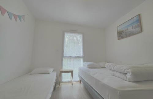 Appartement neuf 62 m², 5 couchages, à 250 m de la plage - balcon, jardin privé, et parking inclus - FR-1-364-111 - Foto 15