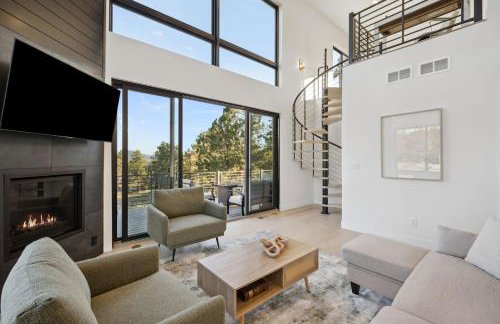 Modern Mountain House with Spa and Scenic Views - Foto 11