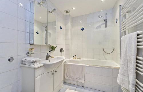Stylish apartment in upmarket Kensington Olympia - Foto 16