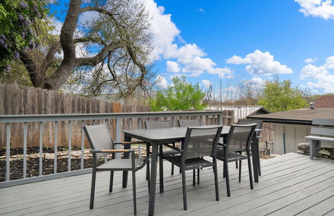 4 Bedroom Near Soco With a Private Pool & Sauna - Photo 33