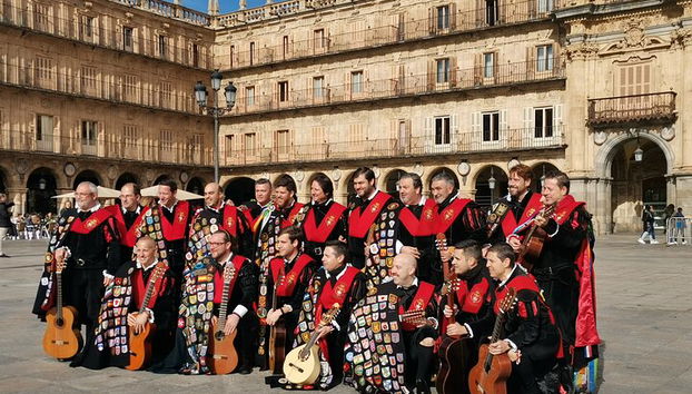 Passeio panorâmico a pé em Salamanca Espanha - Foto 3, Tunos