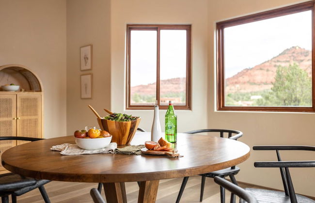 Pyramid by Avantstay Luxe Sedona Mansion w/ Views, 7mins to Downtown - Photo 15