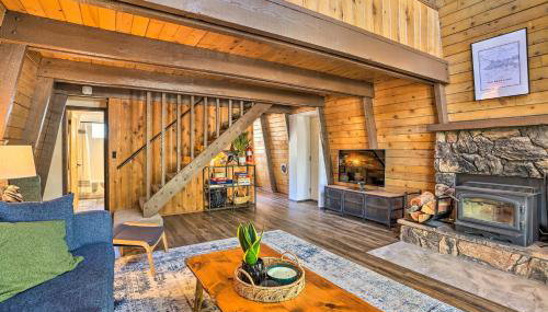 Pet-Friendly Cottage, Walk From Big Bear Village! - Foto 1