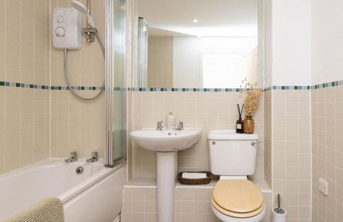 Sunny 1 bedroom apartment, Ocean house, East wittering - Foto 20